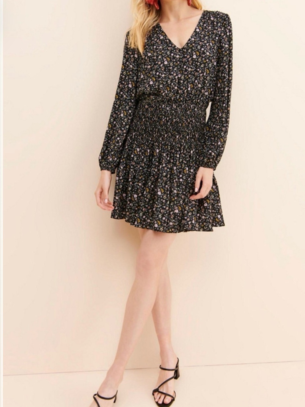 NWT Current Air Black Floral Long-Sleeve V-Neck Smocked Mini Dress